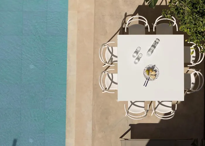 Two Vaults, Old Town Retimno