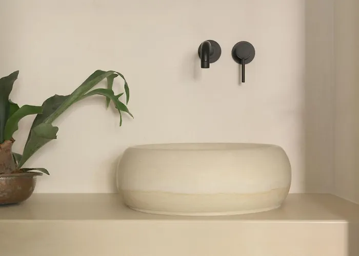 Two Vaults, Old Town Willa *