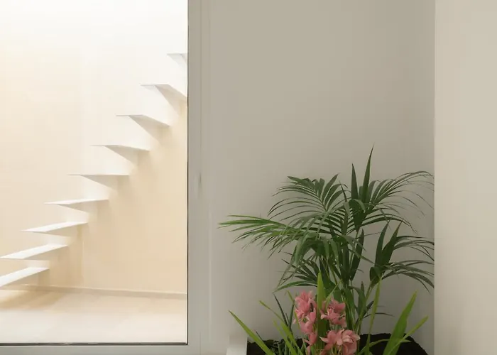 Villa Two Vaults, Old Town