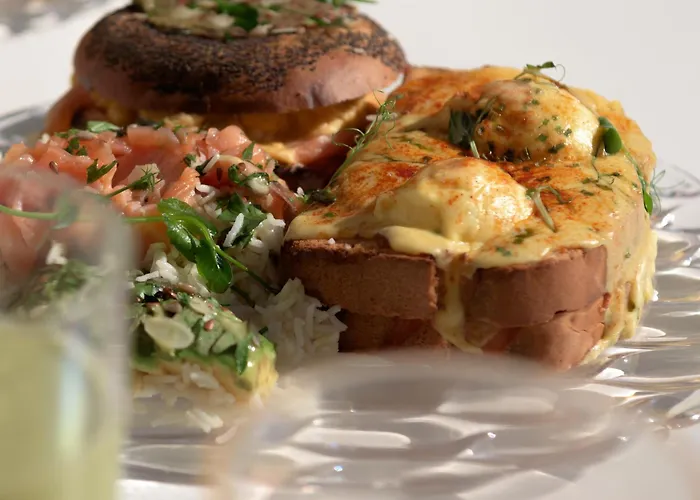 Villa Two Vaults, Old Town