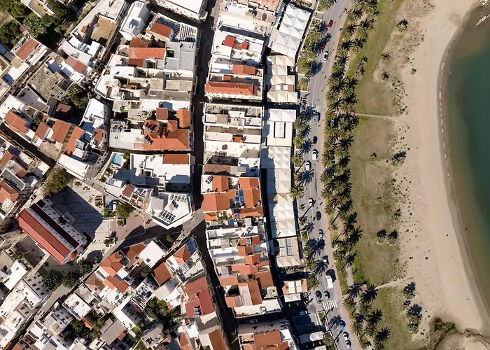 Two Vaults, Old Town Villa